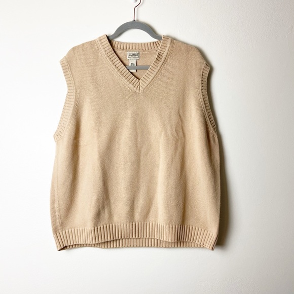 L.L. Bean Other - LL BEAN • Oversized Cotton Tan Ribbed Detail V Neck Sweater Vest Unisex